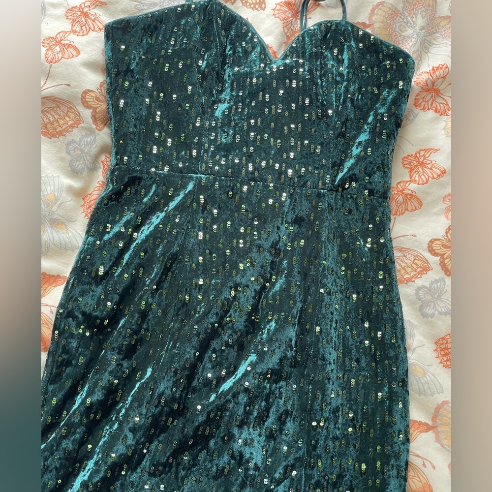 Dark green sequin formal dress!